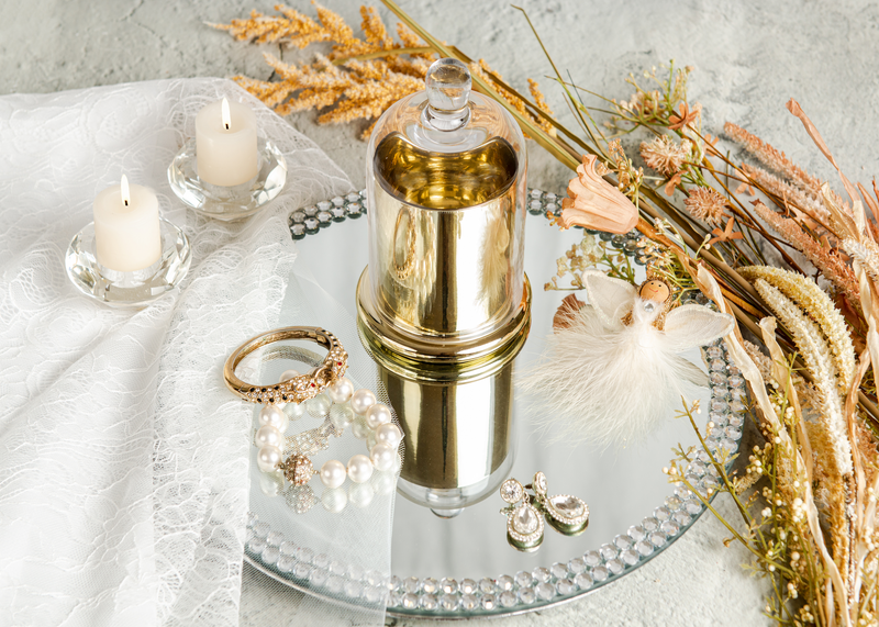 Golden Cloche scented Wedding candle 
